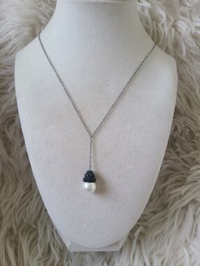 Swarovski Piano Pendant Faux Pearl Necklace Black 1106348- Excellent Condition